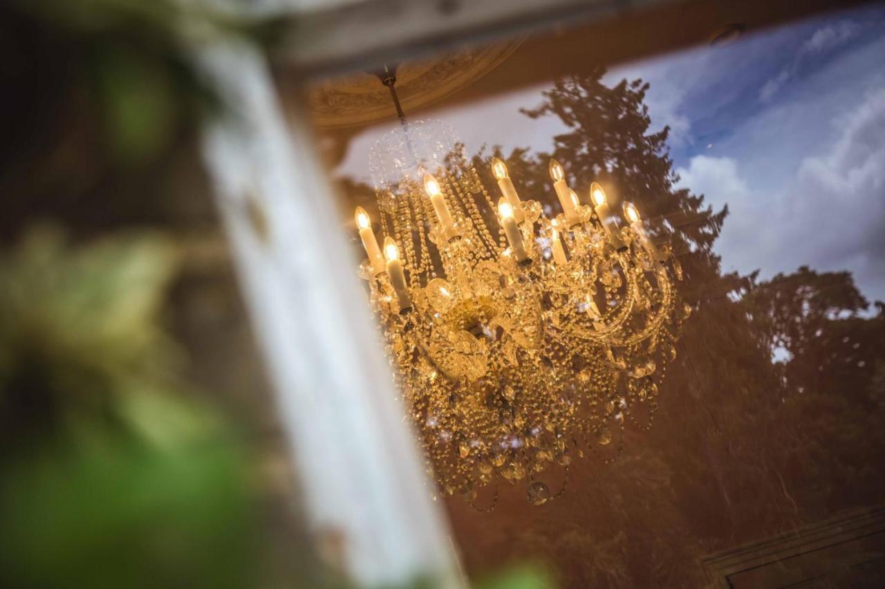 Caistor Hall Arminghall Buitenkant foto