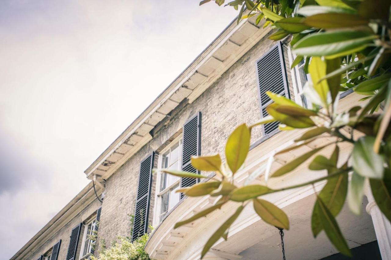 Caistor Hall Arminghall Buitenkant foto